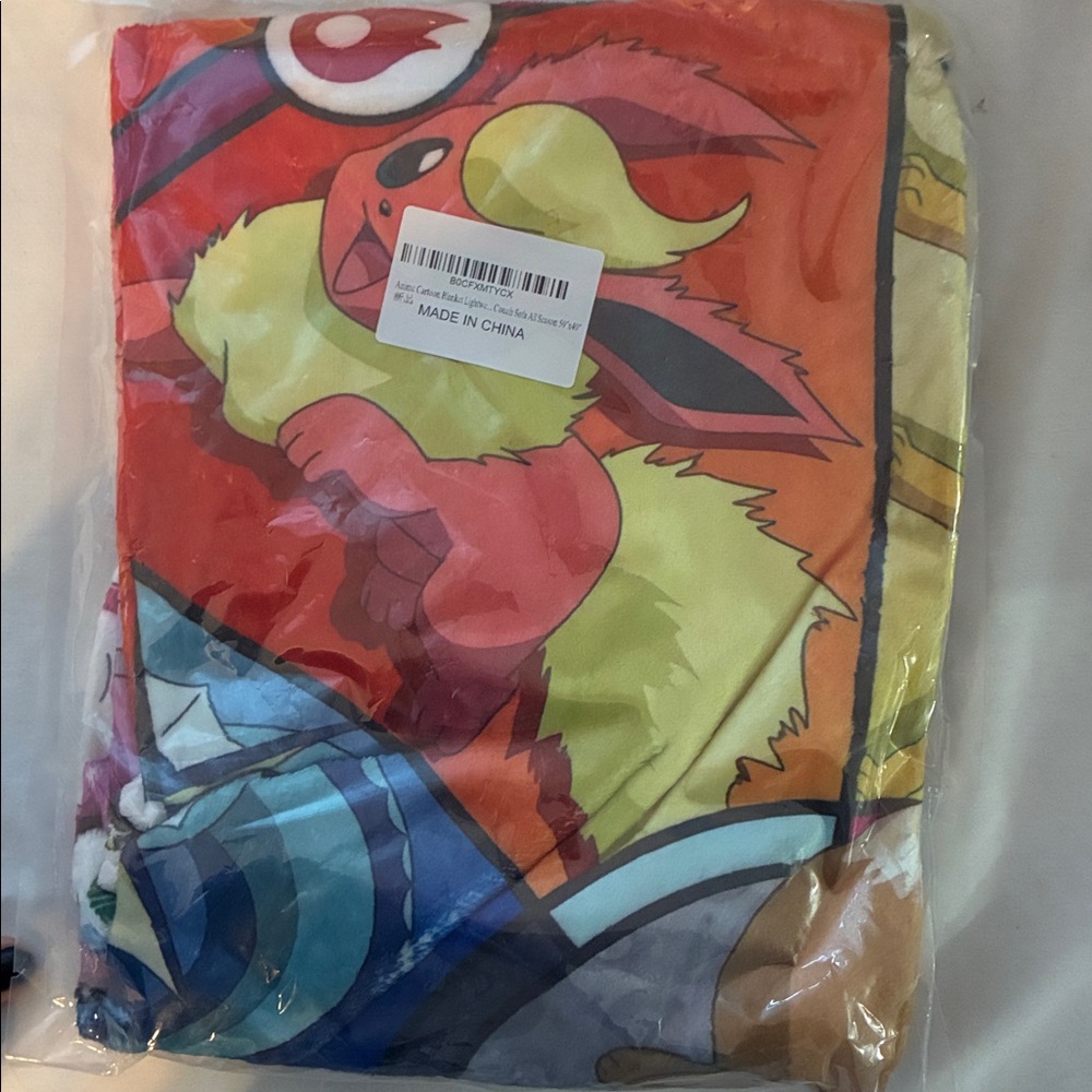 Kids Eevee & Eeveelutions Color Wheel Throw Blanket - Picture 2 of 2